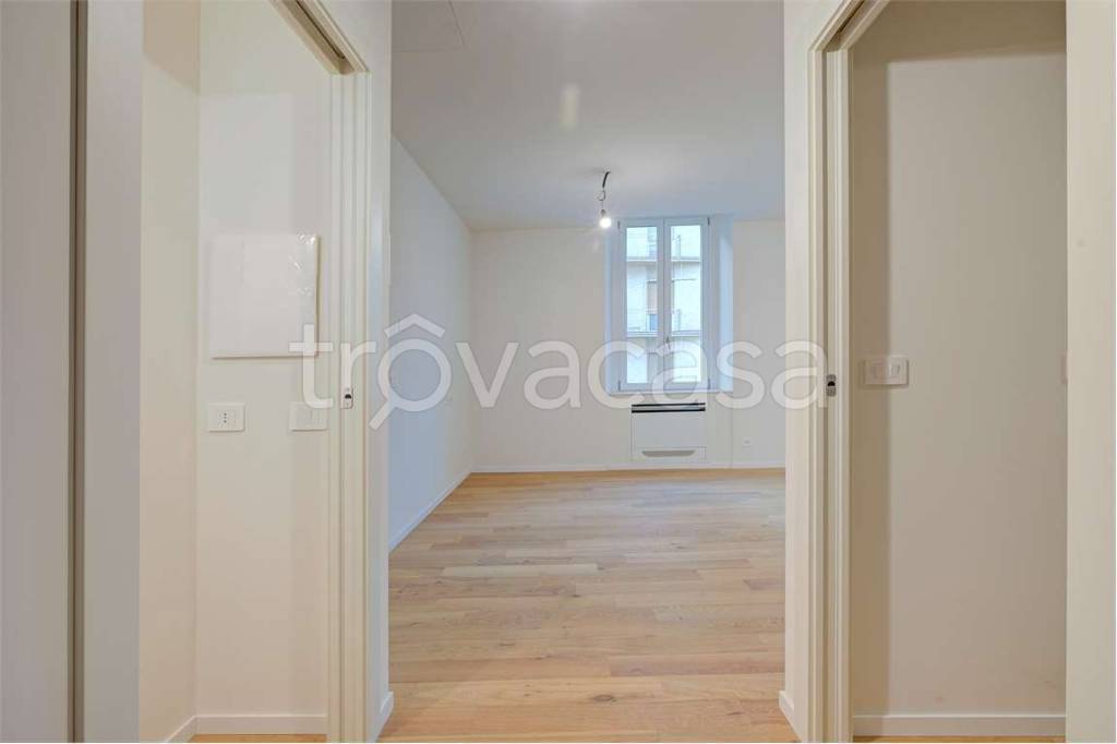 appartamento in vendita a Como in zona Borghi