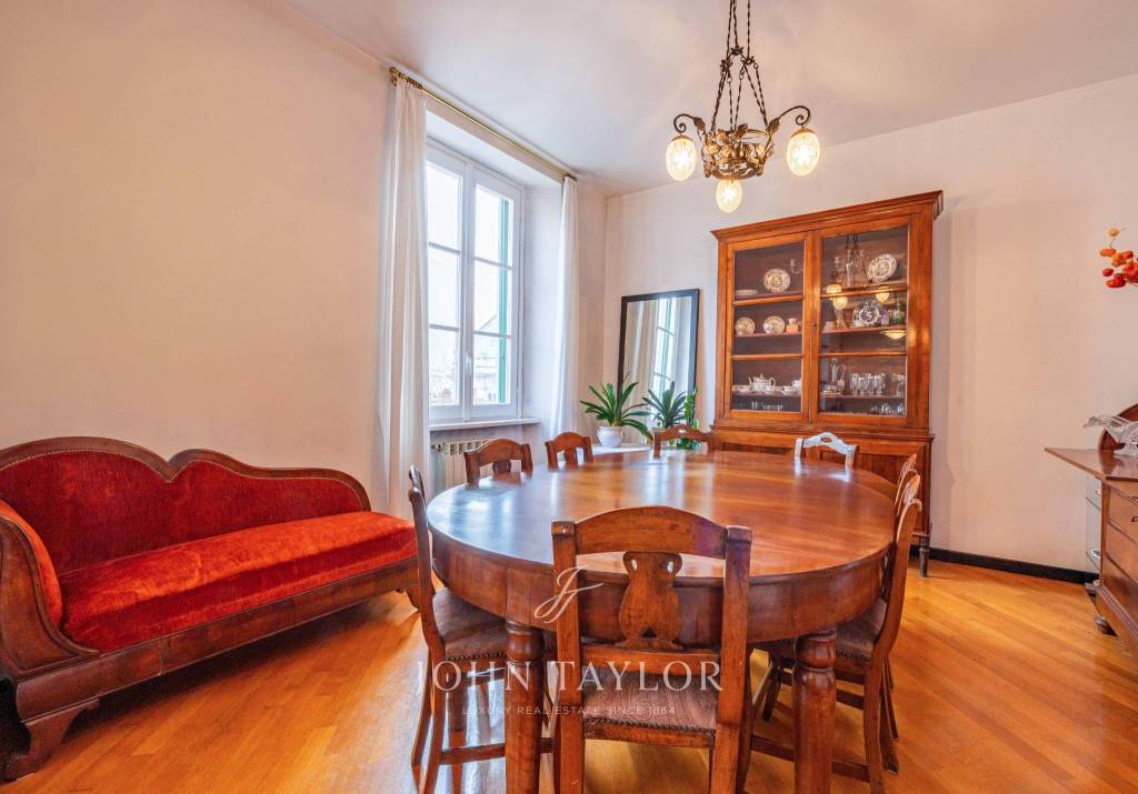 appartamento in vendita a Como in zona Como Centro