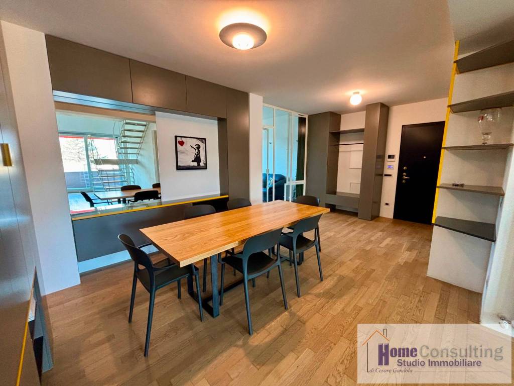 appartamento in vendita a Como in zona Camerlata