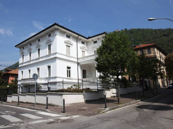 ufficio in vendita a Como in zona Prudenziana