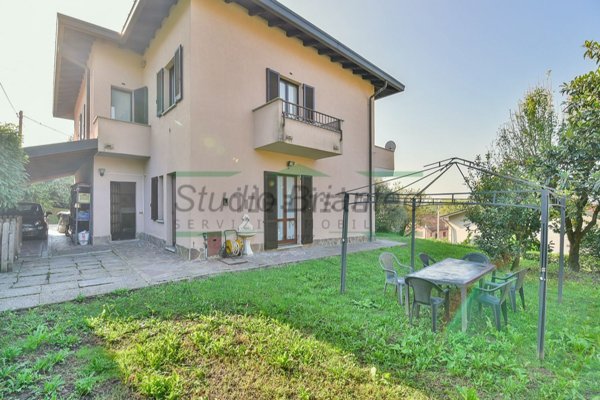 casa indipendente in vendita a Como