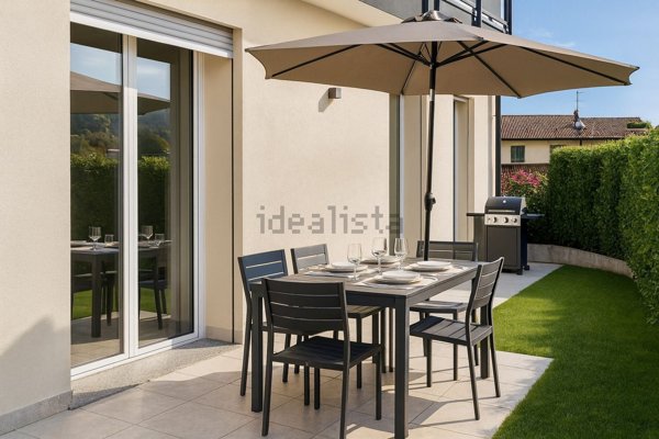 appartamento in vendita a Como in zona Tavernola