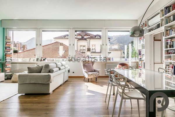 appartamento in vendita a Como in zona Valduce