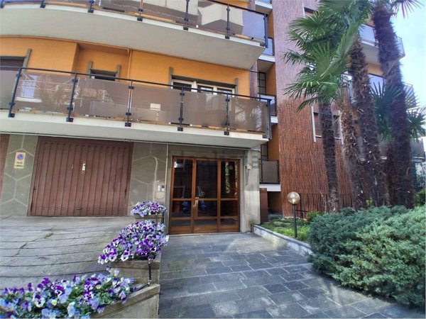 appartamento in vendita a Como in zona Villa Olmo