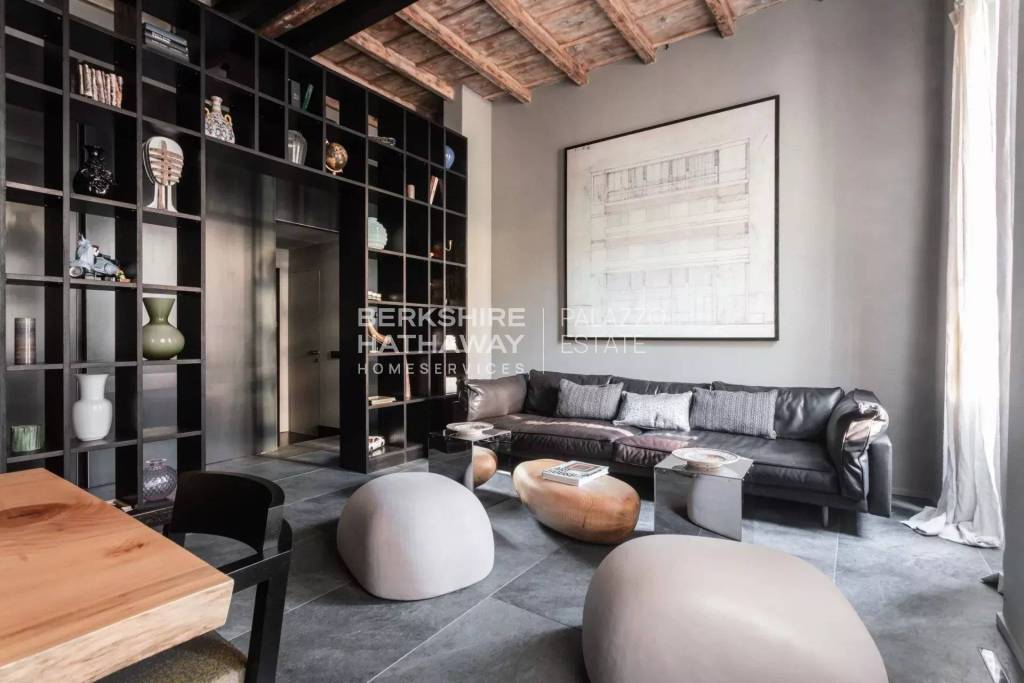 appartamento in vendita a Como in zona Piazza Volta