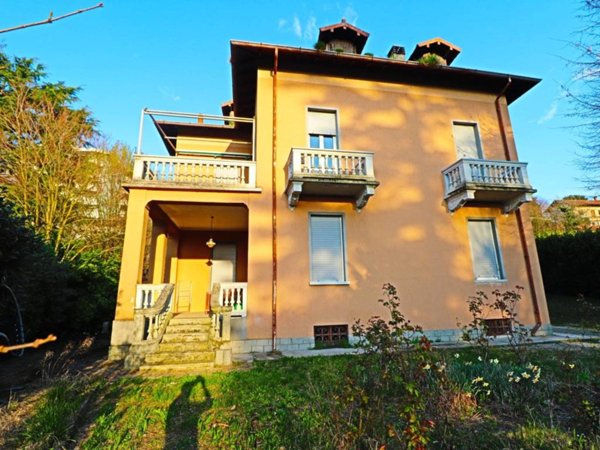 casa indipendente in vendita a Como in zona Sagnino