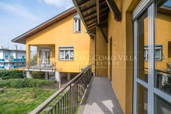 casa indipendente in vendita a Como in zona Sagnino