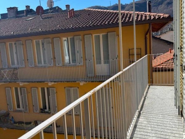 appartamento in vendita a Como in zona Como Centro