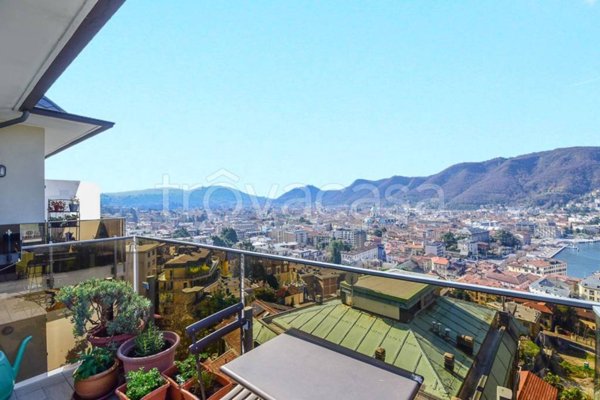 appartamento in vendita a Como in zona Prudenziana