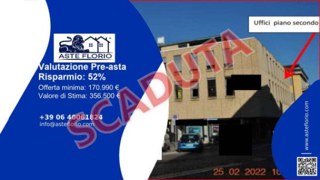 ufficio in vendita a Como in zona Via Milano