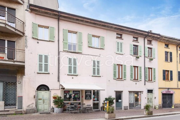 appartamento in vendita a Como in zona Borghi