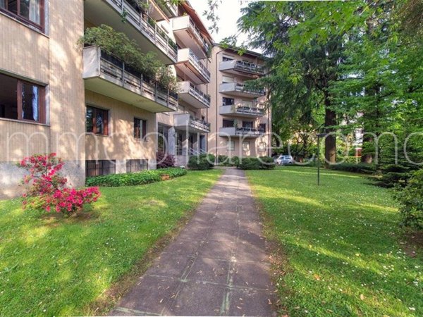 ufficio in vendita a Como in zona Borghi