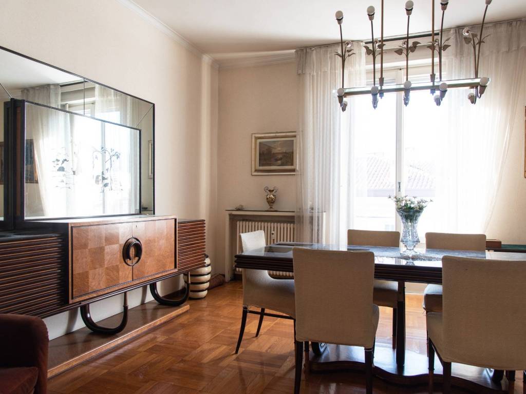 appartamento in vendita a Como in zona Como Centro