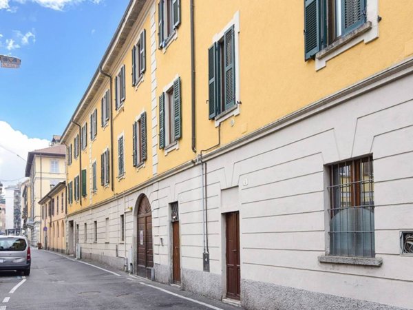 appartamento in vendita a Como in zona Borghi