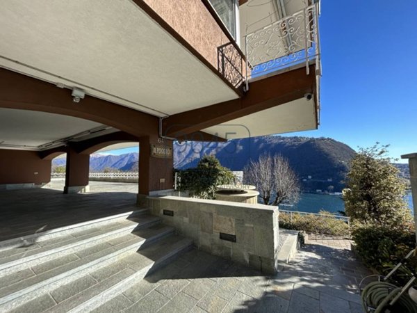 appartamento in vendita a Como in zona Como Centro