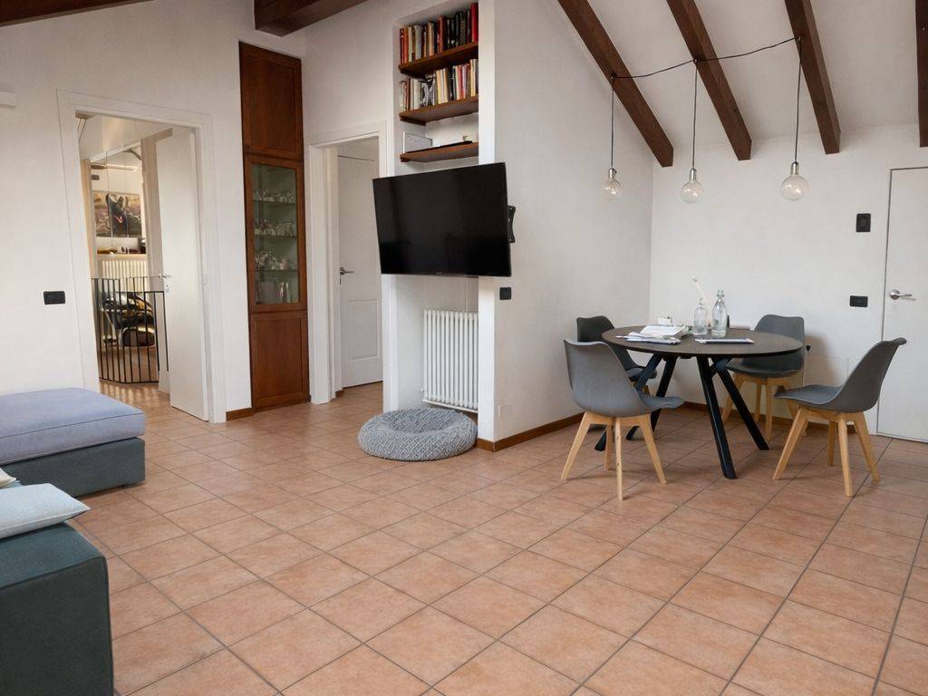 appartamento in vendita a Como in zona Sagnino