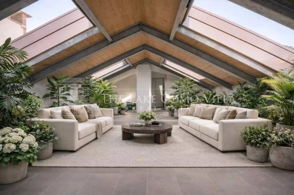 appartamento in vendita a Como in zona Como Centro