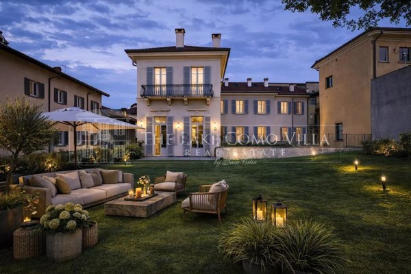 appartamento in vendita a Como in zona Como Centro