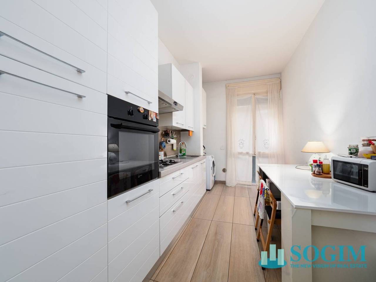 appartamento in vendita a Como in zona Borghi