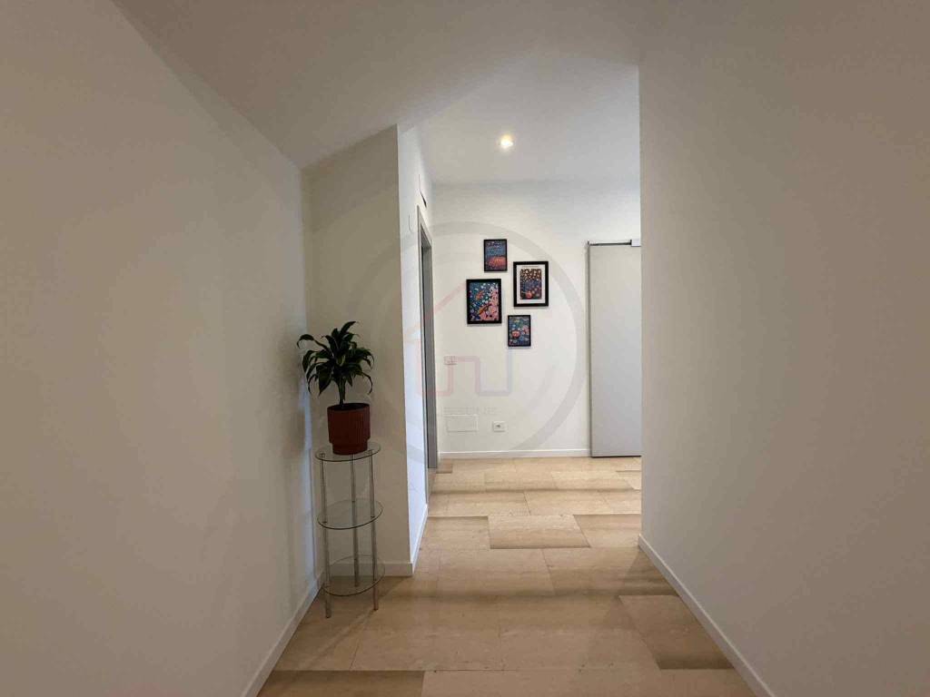 appartamento in vendita a Como in zona Borghi