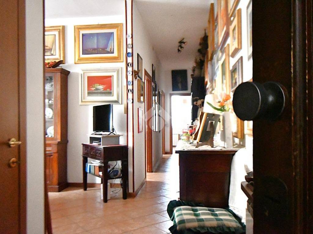 appartamento in vendita a Como in zona Caserme