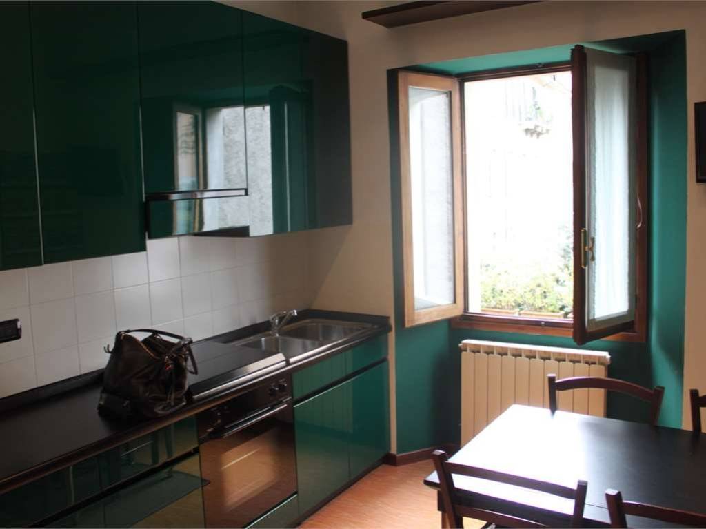 appartamento in vendita a Como in zona Como Centro