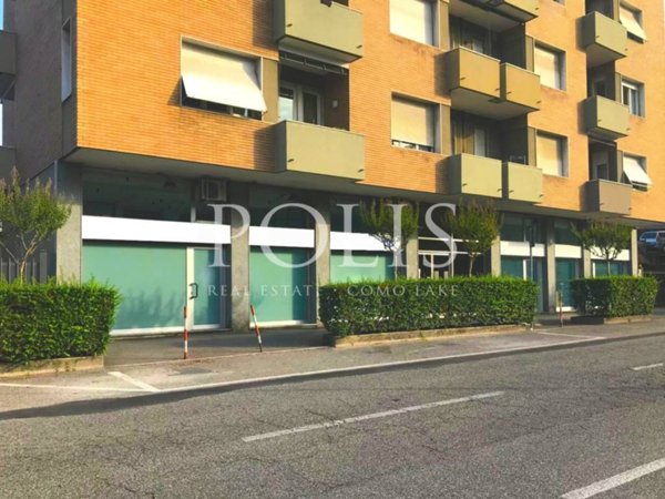negozio in vendita a Como in zona Borghi