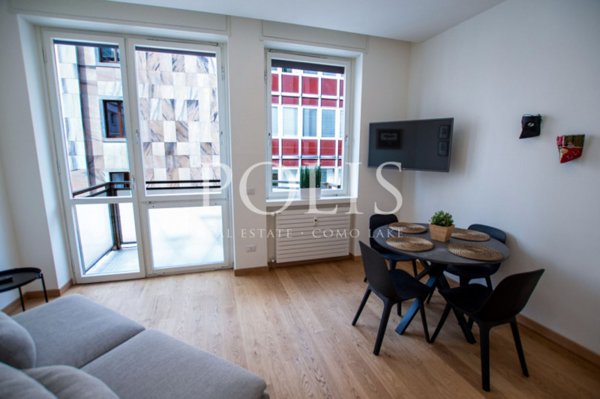 appartamento in vendita a Como in zona Como Centro