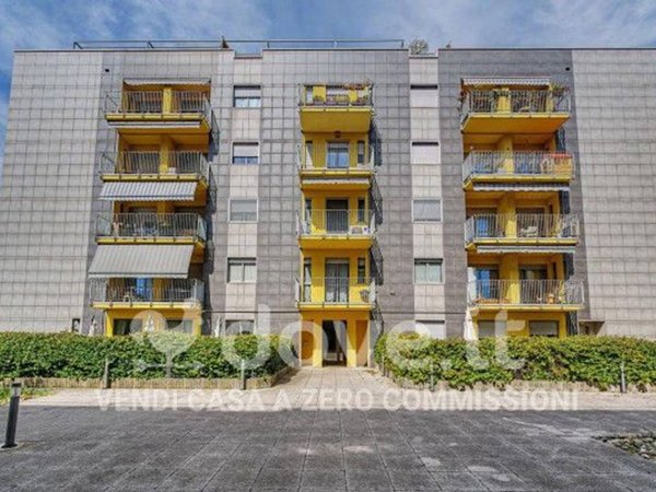 appartamento in vendita a Como in zona Acquanera