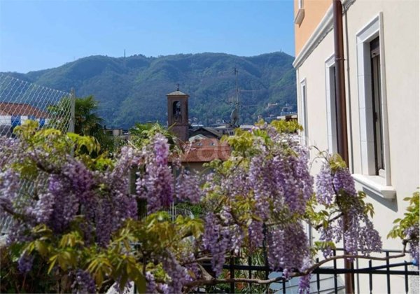 appartamento in vendita a Como in zona Valduce