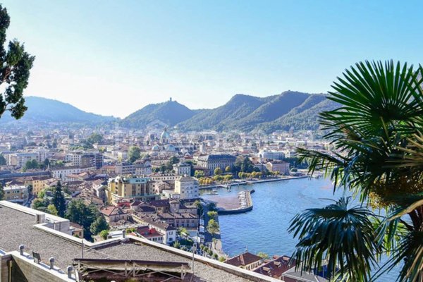 appartamento in vendita a Como in zona Prudenziana