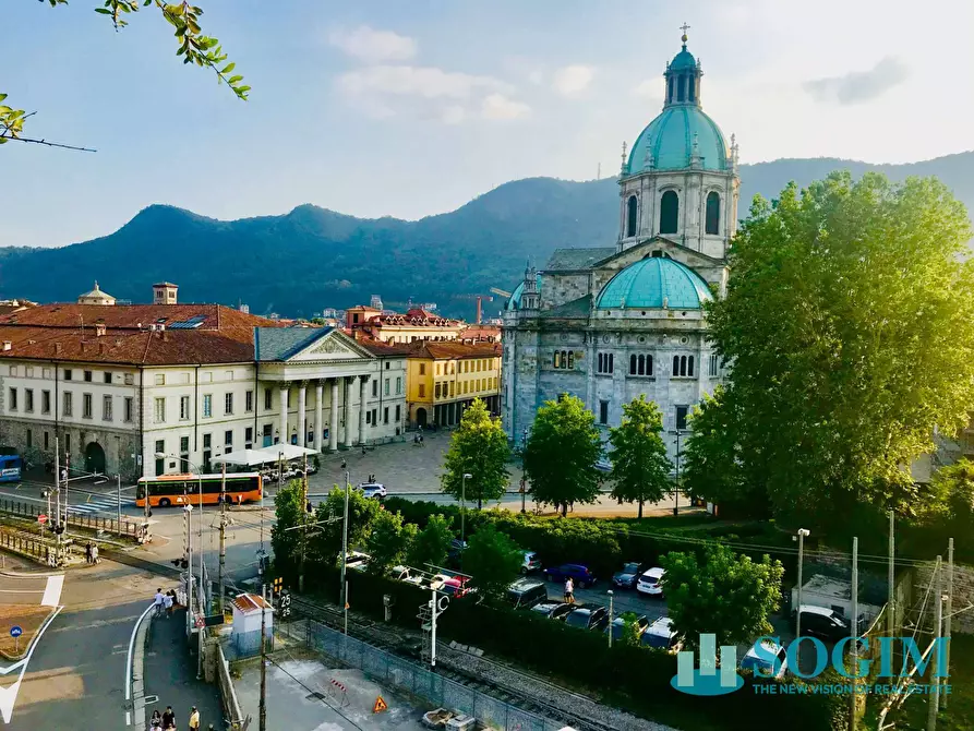 appartamento in vendita a Como in zona Como Centro