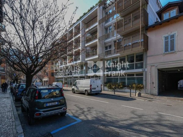 appartamento in vendita a Como in zona Borghi