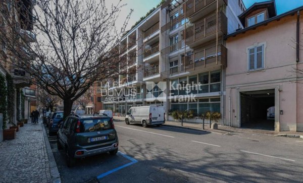 appartamento in vendita a Como in zona Borghi