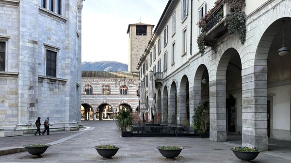 appartamento in vendita a Como