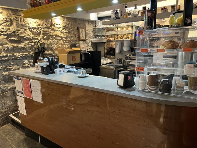 negozio in vendita a Como in zona Como Centro