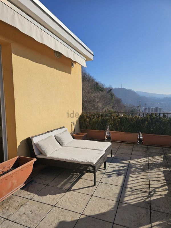 appartamento in vendita a Como in zona Camerlata