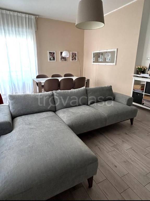 appartamento in vendita a Como in zona Albate