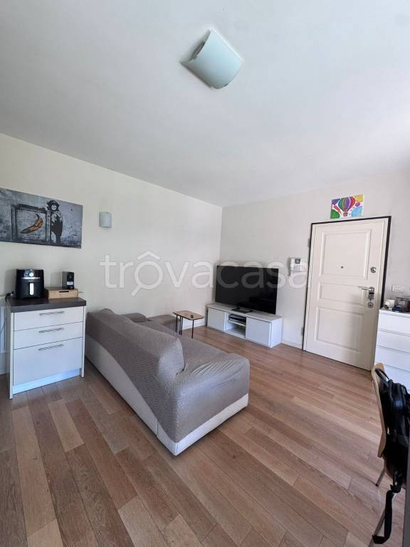 appartamento in vendita a Como in zona Ponte Chiasso