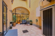 ufficio in vendita a Como in zona Como Centro