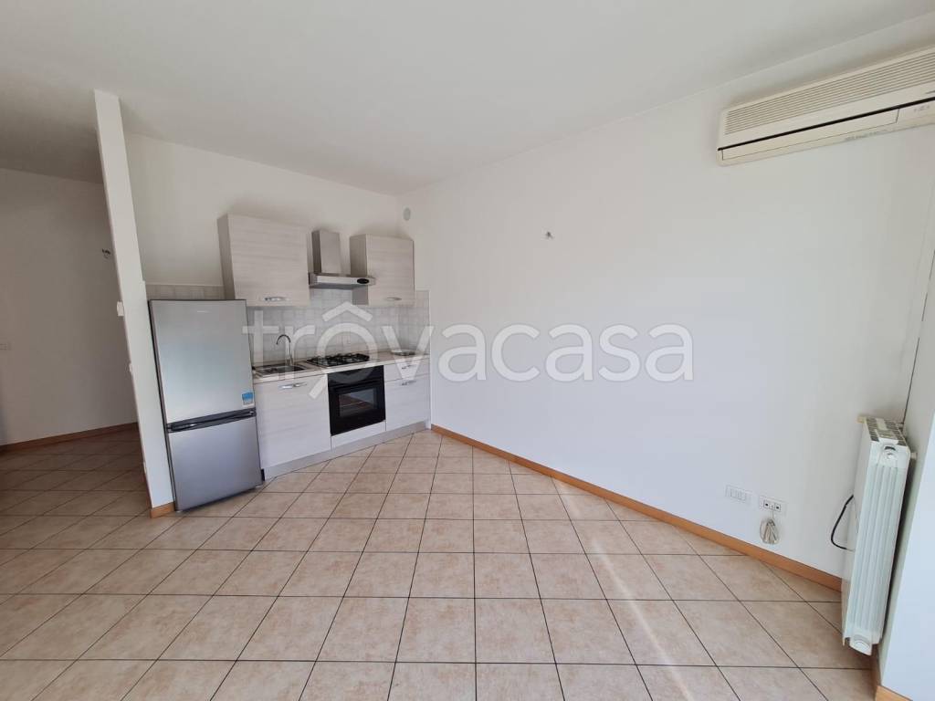 appartamento in vendita a Como in zona Ponte Chiasso