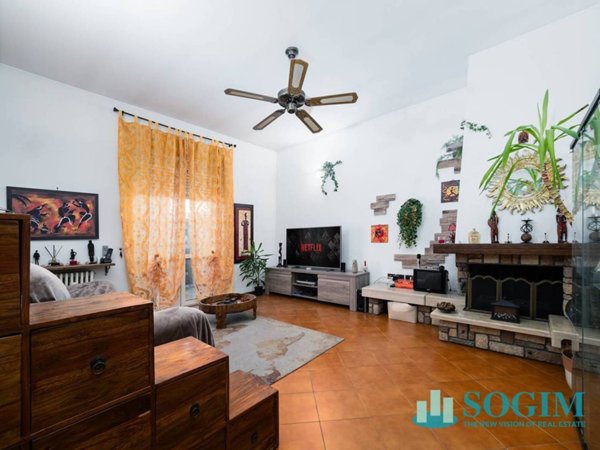 appartamento in vendita a Como in zona Sagnino