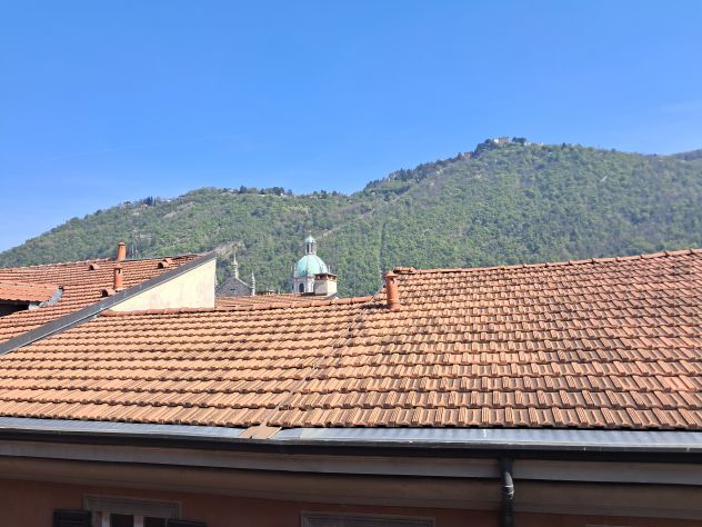 appartamento in vendita a Como in zona Como Centro