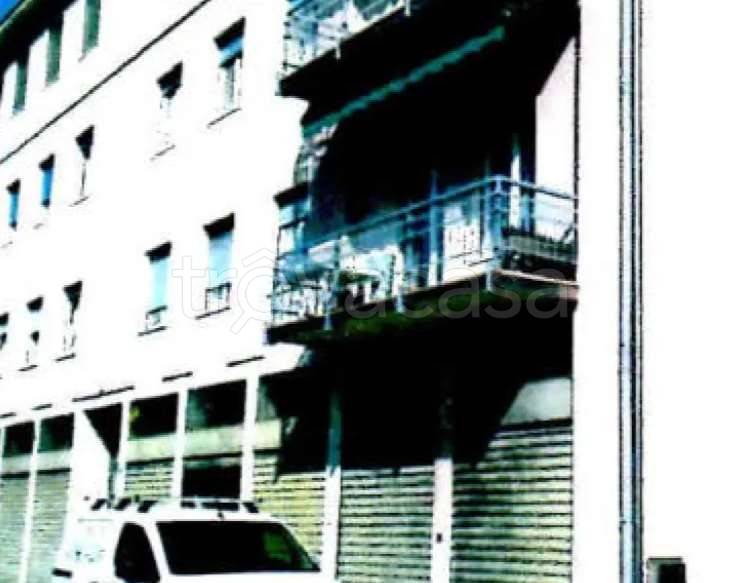 appartamento in vendita a Como in zona Tavernola