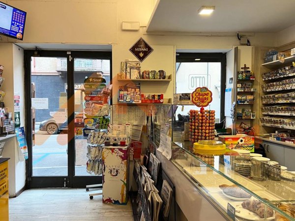 negozio in vendita a Como in zona Borghi