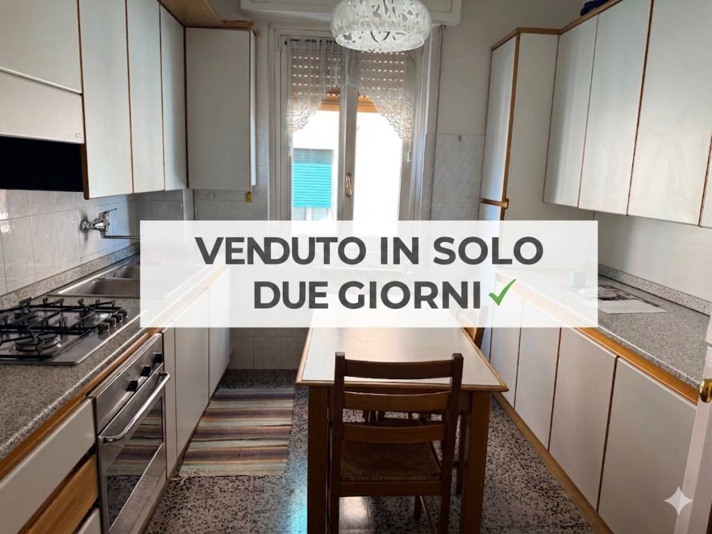 appartamento in vendita a Como in zona Camerlata