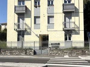 appartamento in vendita a Como in zona Camerlata