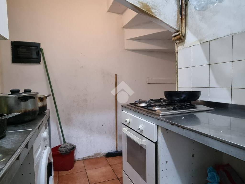 appartamento in vendita a Como in zona Lora