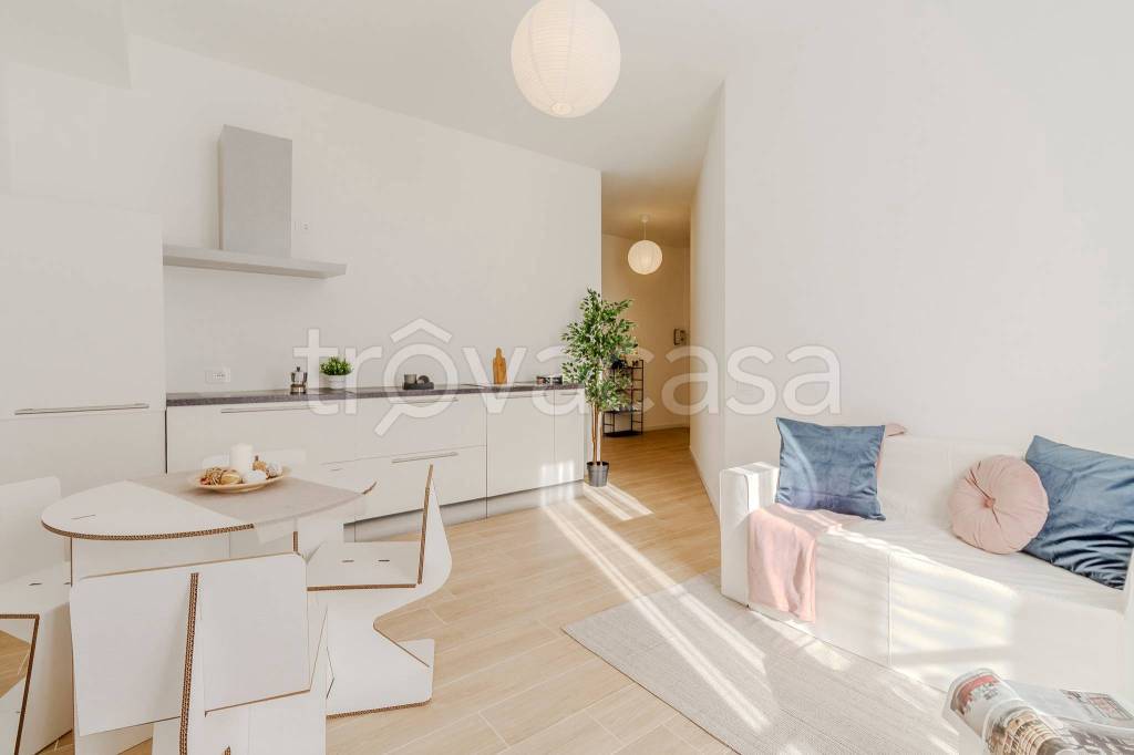 appartamento in vendita a Como in zona Como Centro