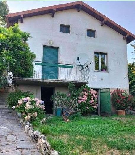 appartamento in vendita a Como in zona Civiglio